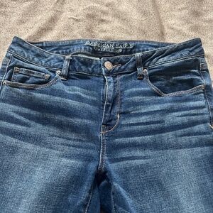 American Eagle women’s jeans